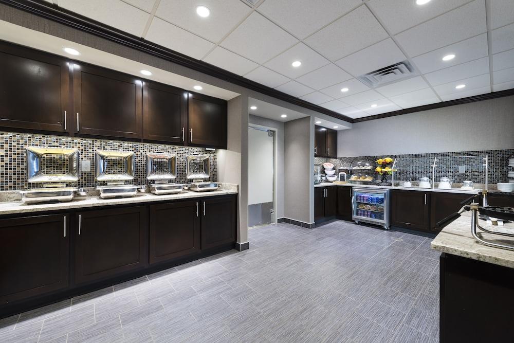 Homewood Suites By Hilton Portsmouth Exterior photo